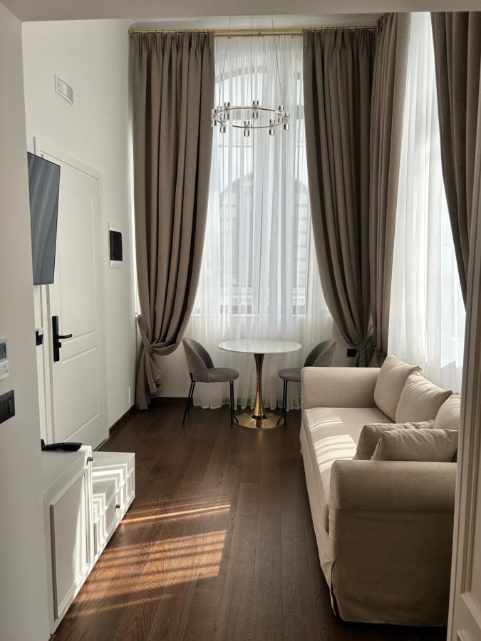Jensen Luxury Suites Rhodes City Esterno foto