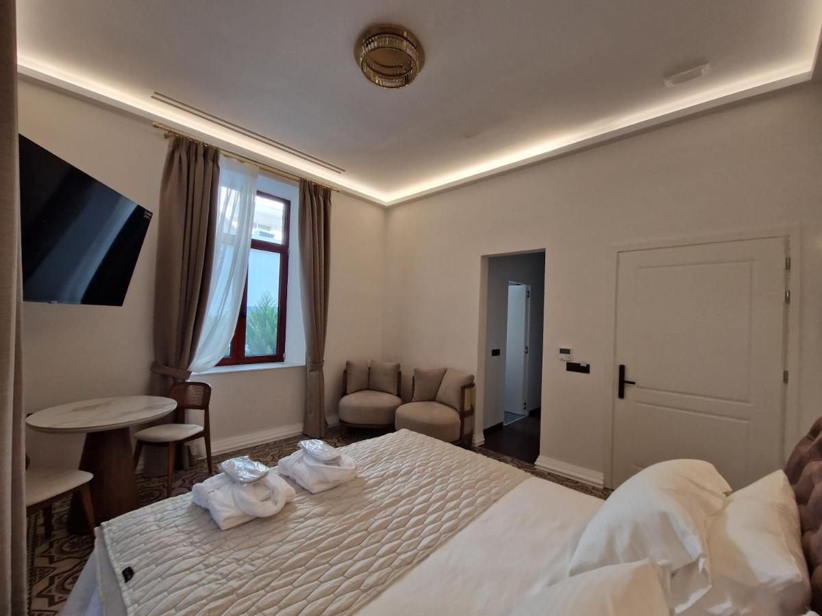 Jensen Luxury Suites Rhodes City Esterno foto