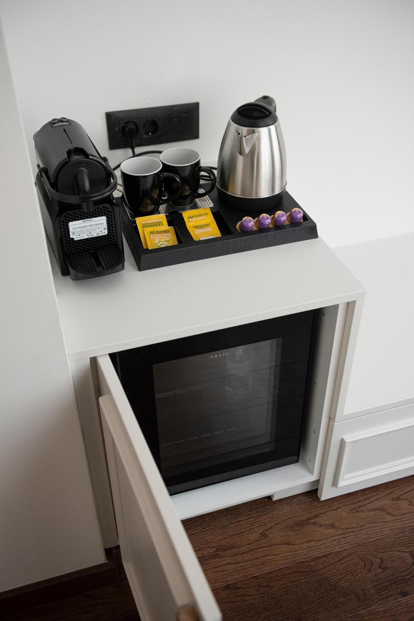 Jensen Luxury Suites Rhodes City Esterno foto